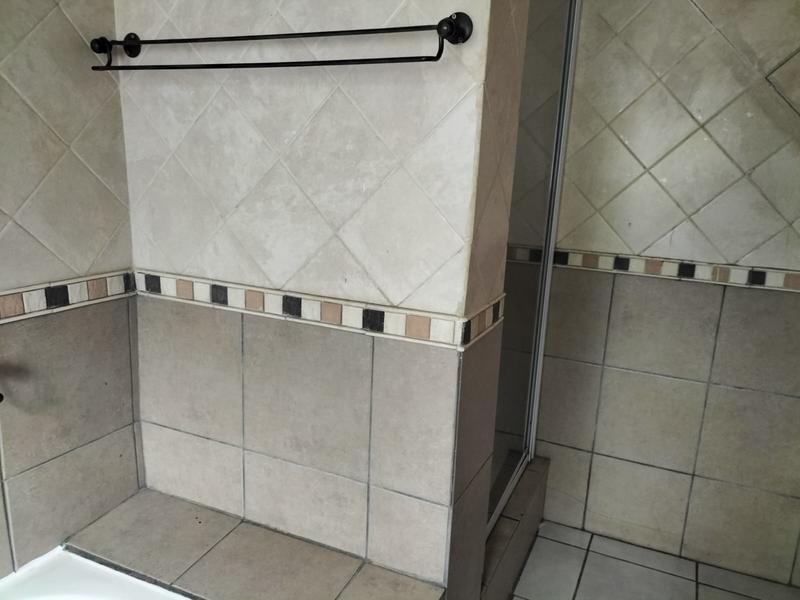 6 Bedroom Property for Sale in Park West Free State